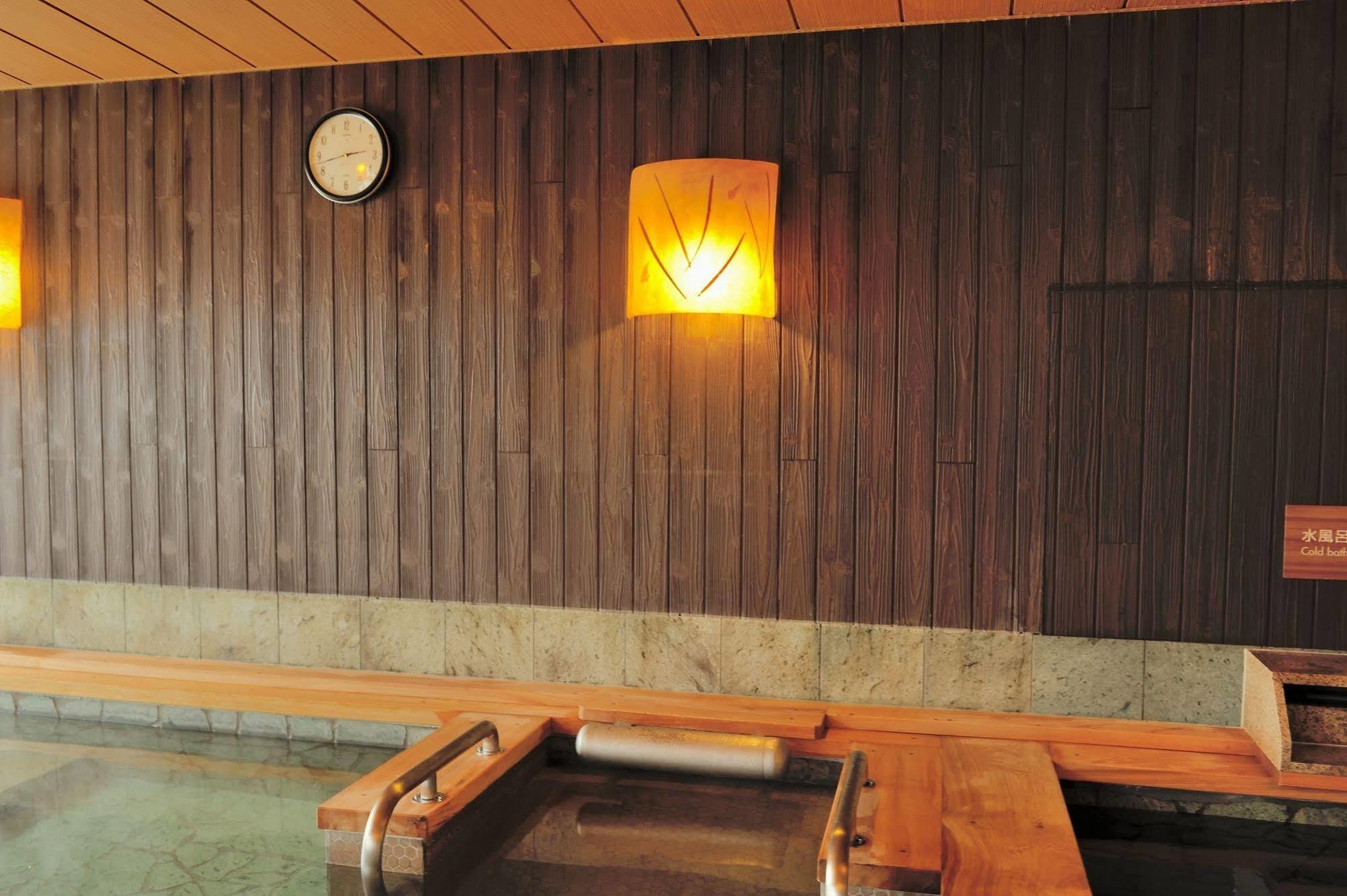 Tennen Onsen Taho-No-Yu Dormy Inn Niigata Exterior foto